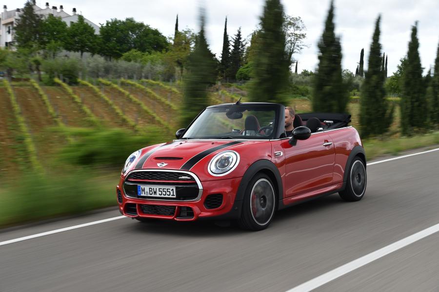  Mini Cooper S JCW Cabrio 2016 года  (фото 52 из 104)